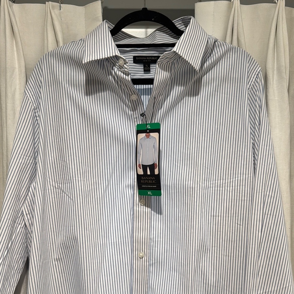 Banana Republic Blue and White Dress Shirt with Classic Pinstripes